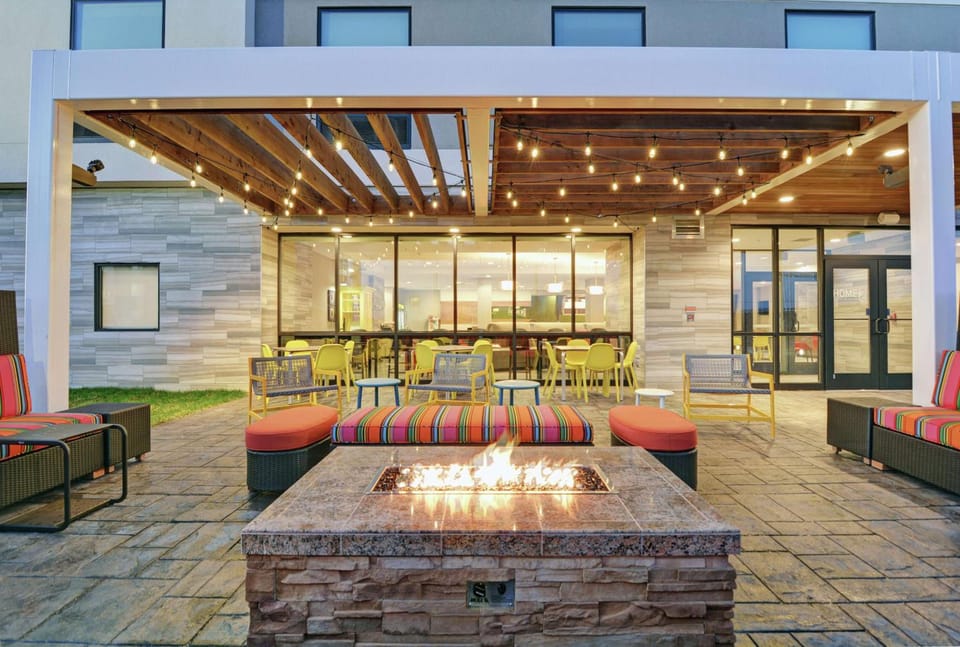 Home2 Suites by Hilton Clarksville Louisville North, IN Hotel in Clarksville
