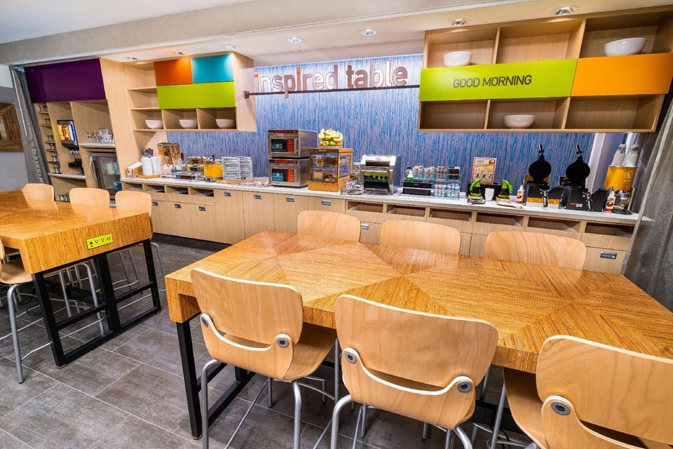 Home2 Suites by Hilton San Antonio at the Rim Hotel in San Antonio