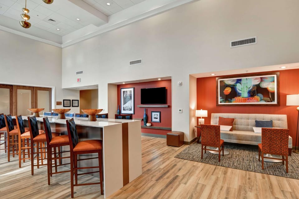 Hampton Inn & Suites Tucson Marana Hotel in Marana