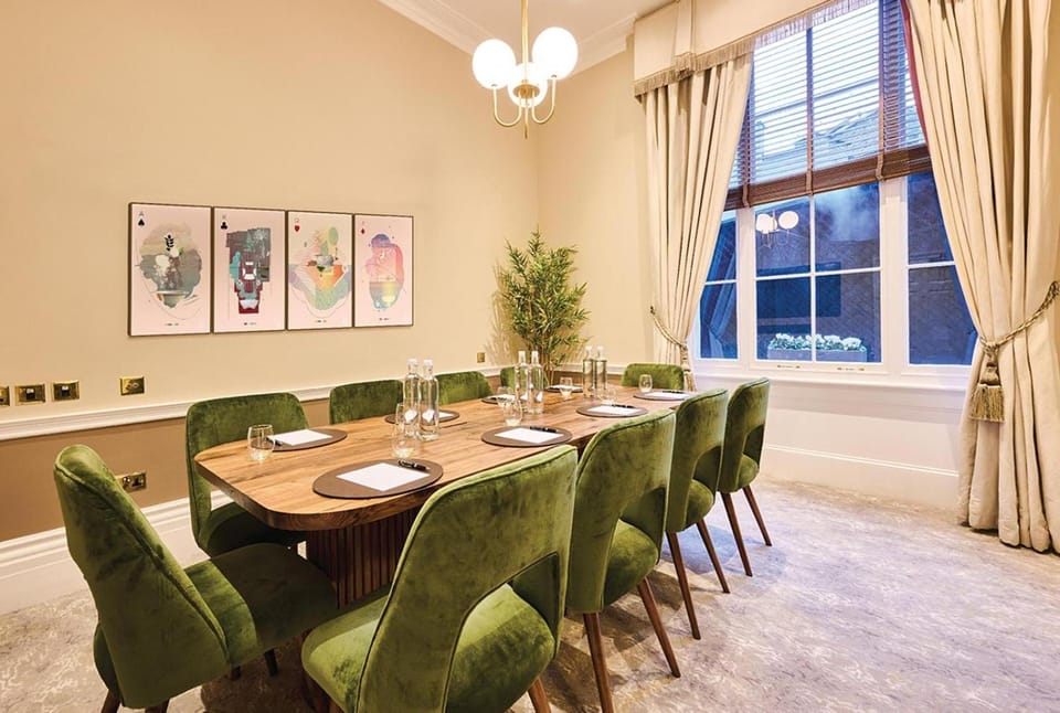 Roseate House London Hotel in City of Westminster