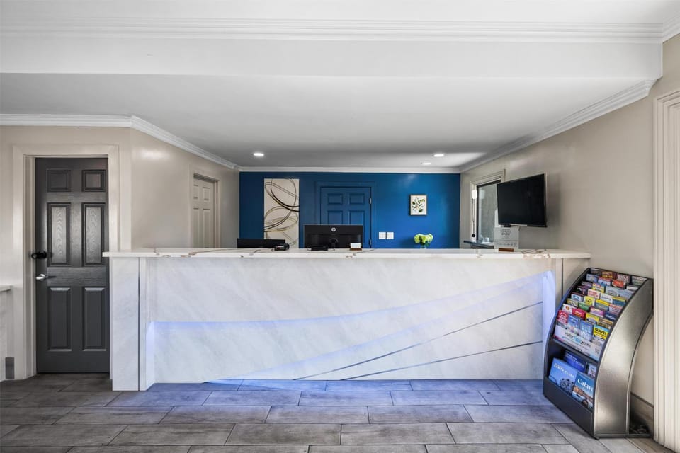 Signature Inn San Jose Hotel in San Jose
