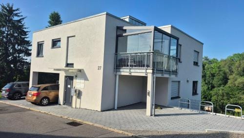 Apartments Seibel Doppel-Zweibettzimmer mit Bad Hotel in Reutlingen
