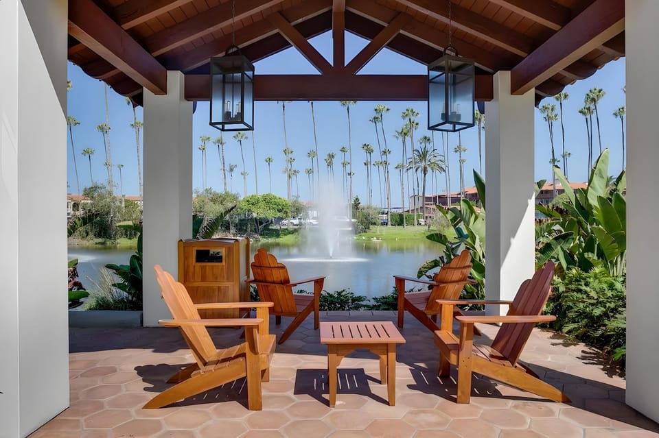 La Jolla Beach & Tennis Club Hotel in La Jolla Shores