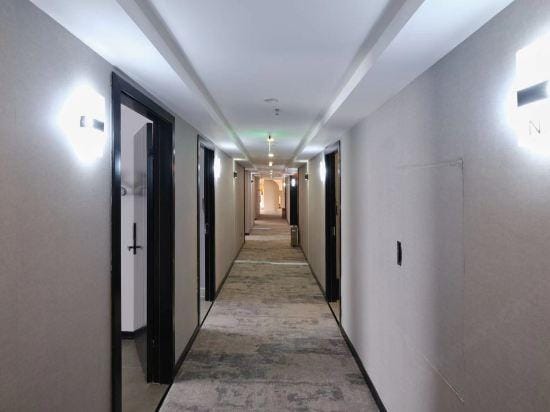Fengxiang Yisu HOTEL Hotel in Chengdu