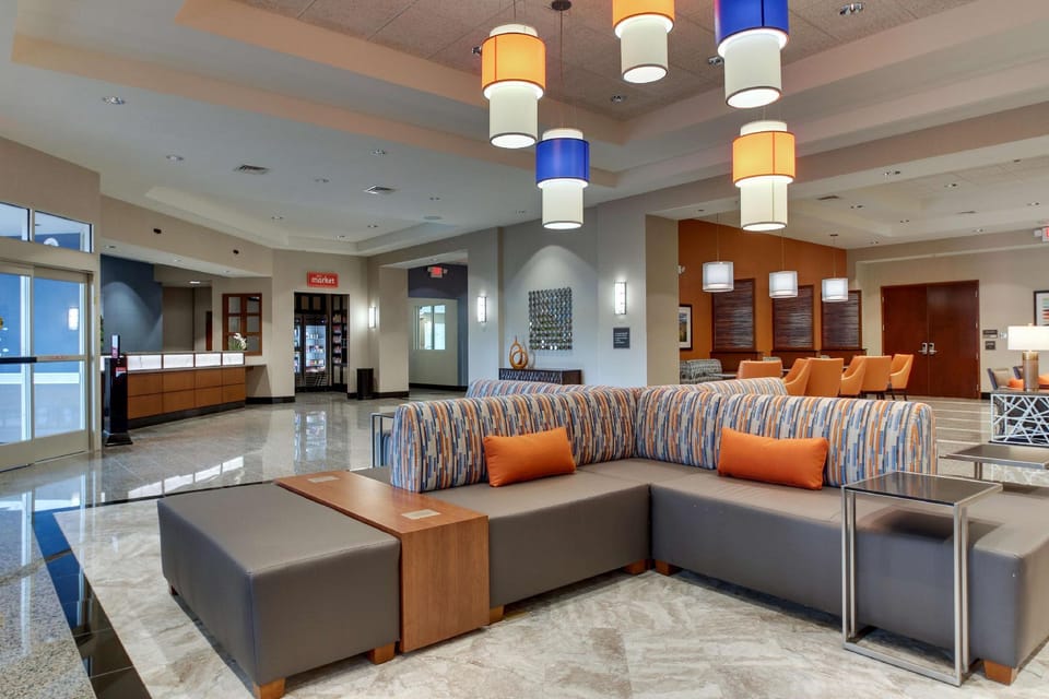 Drury Inn & Suites Knoxville West Hotel in Cedar Bluff