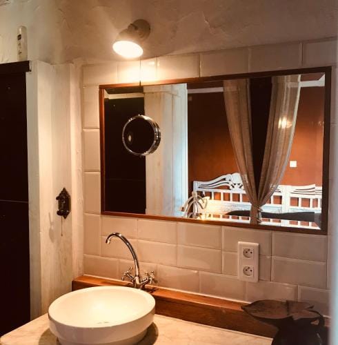 La Cloche Qui Rit kamers Hotel in Balazuc