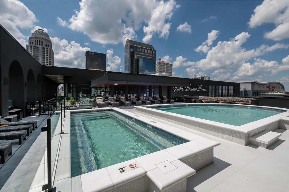 Hotel Bourre Bonne Louisville, Curio Collection by Hilton Hotel in Louisville