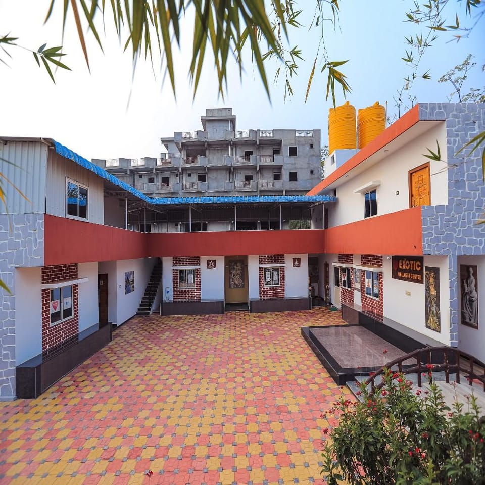 Exotic Retreat Hotel in Karnataka