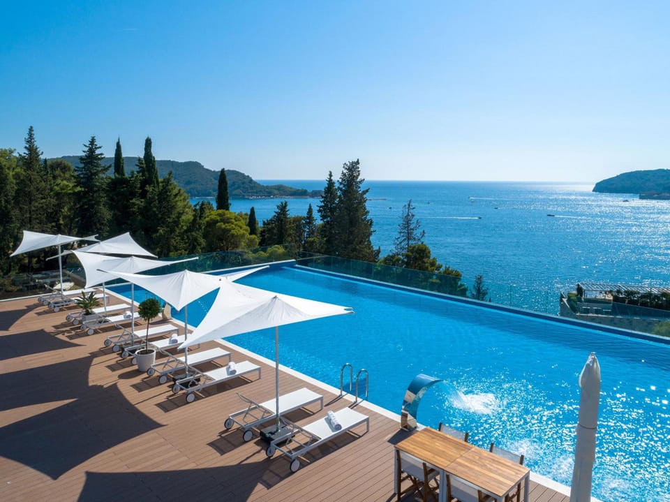 Hotel Harmonia by Dukley Hotel in Budva