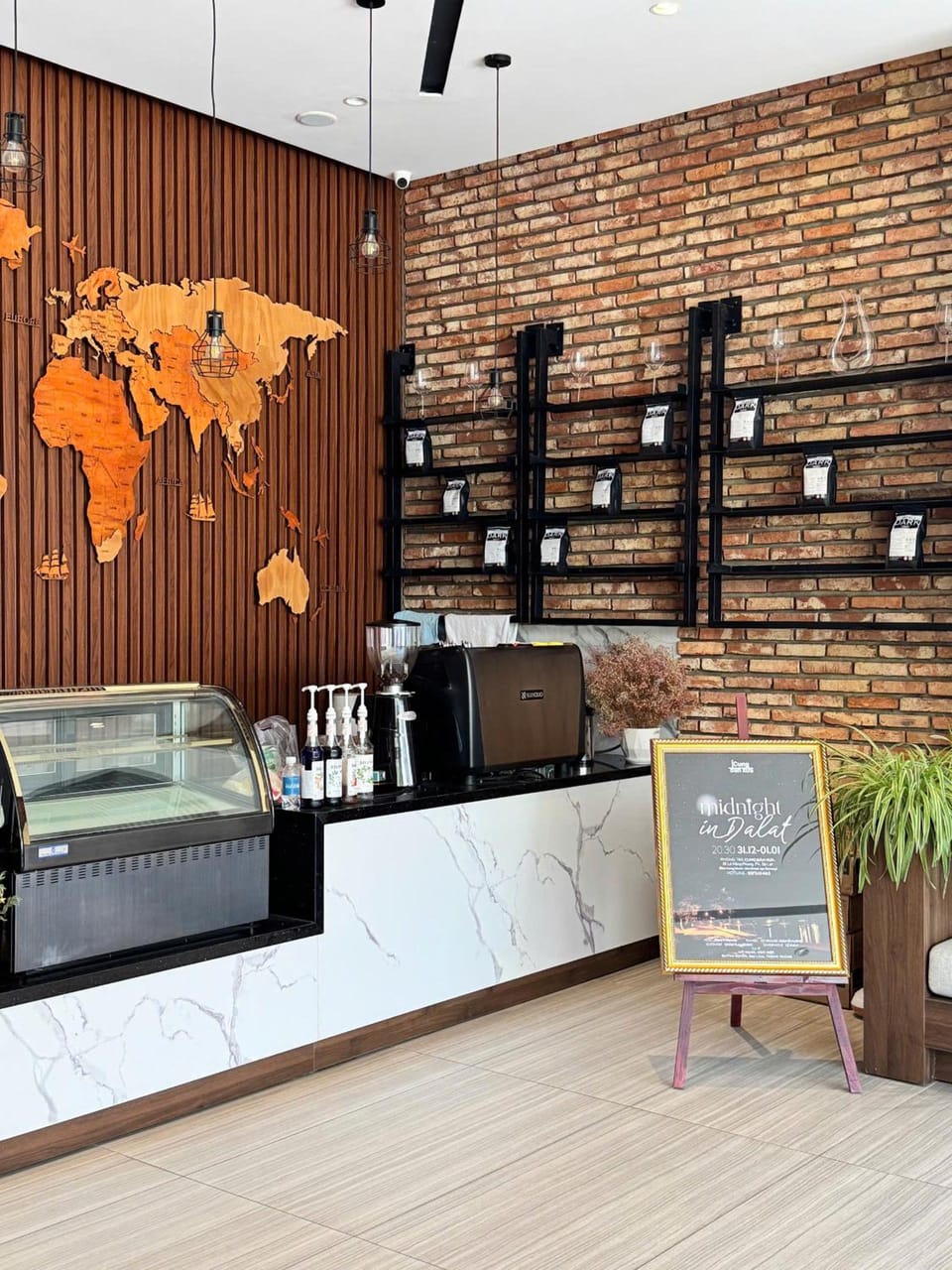 Celine Express - Q Dalat Hotel Hotel in Dalat
