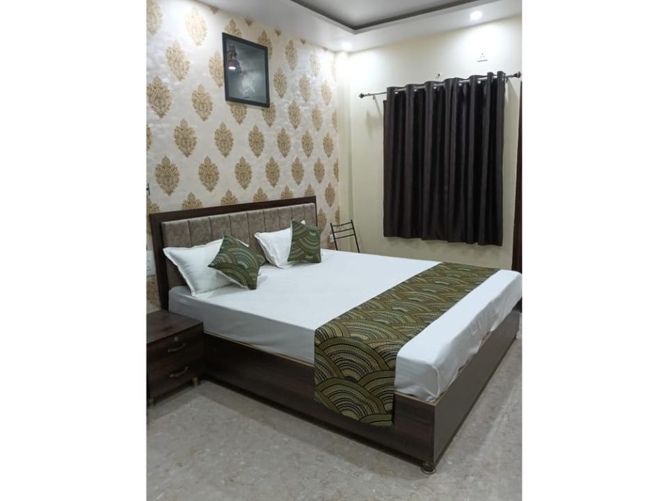 JS Banaras Residency Hotel in Varanasi