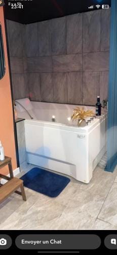 Trinidad Suite Jacuzzi Hotel in French Riviera