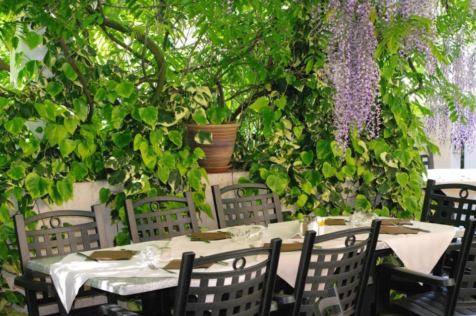 Hotel moulin a vent Gerland Hotel in Lyon