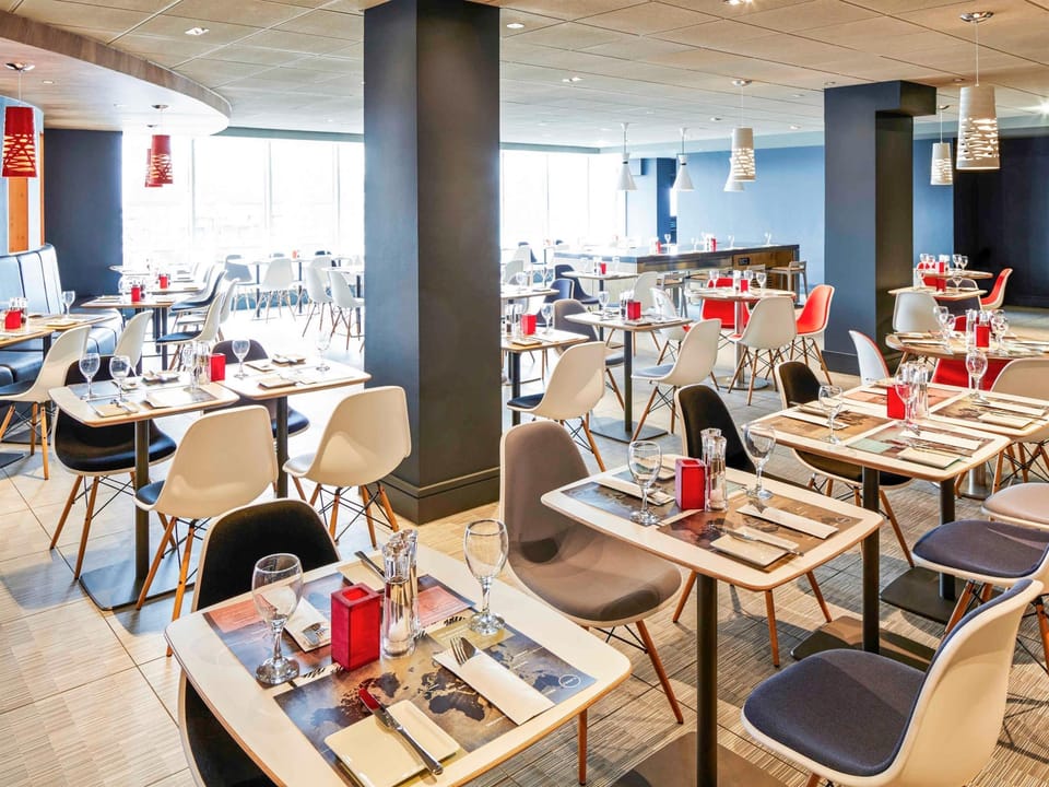 ibis London Heathrow Airport Hotel in London Borough of Hounslow