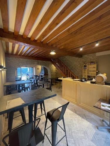FraTern'Elle - Taverne & Chambres d'Hotes Hotel in Jura
