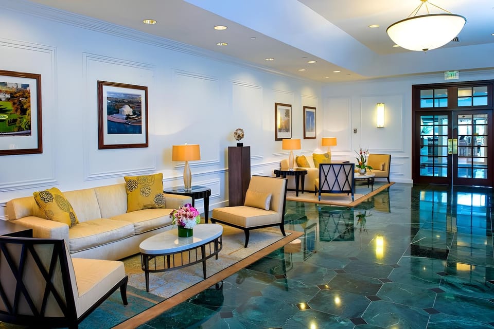 Sea View Hotel Hotel in Bal Harbour