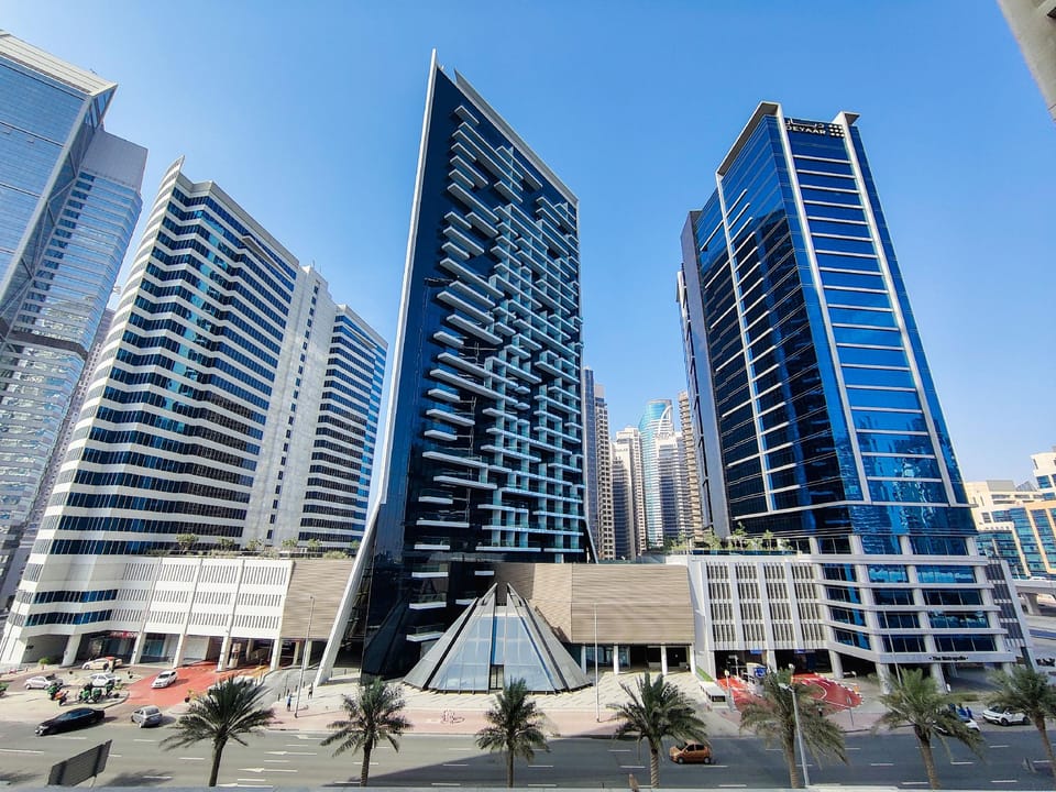 HiGuests - DAMAC Maison Prive Tower A Hotel in Dubai