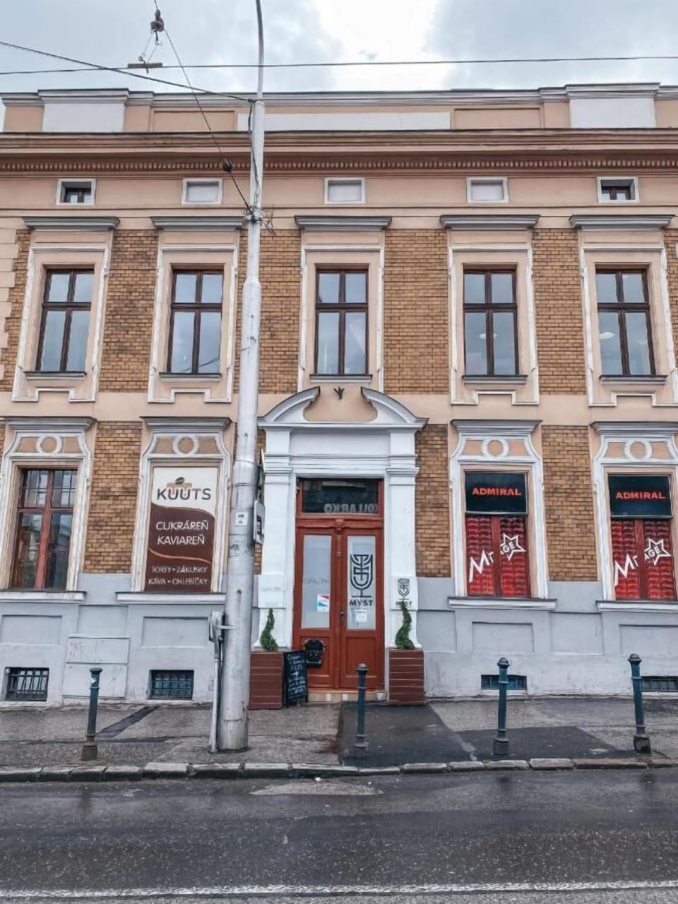Blue Lotus Hotel & Hostel Hotel in Bratislava