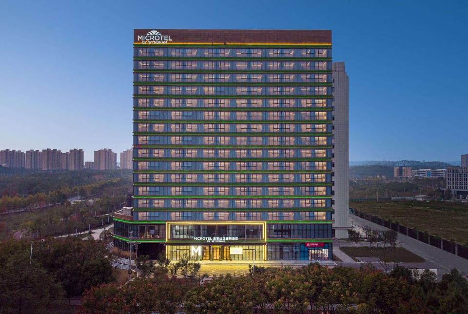Microtel by Wyndham Songzi Hotel in Hubei