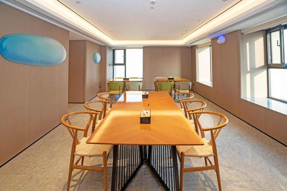 Ji Hotel Xi'an Qujiang Administrative Committee Hotel in Xian