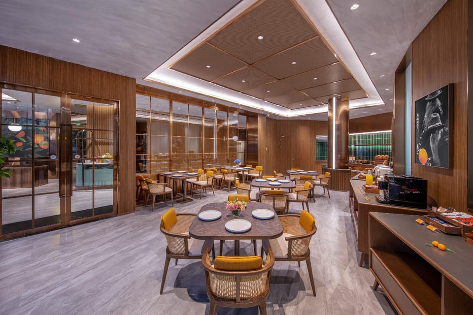 Orange Hotel Shanghai Lujiazui Dongfang Road Hotel in Shanghai