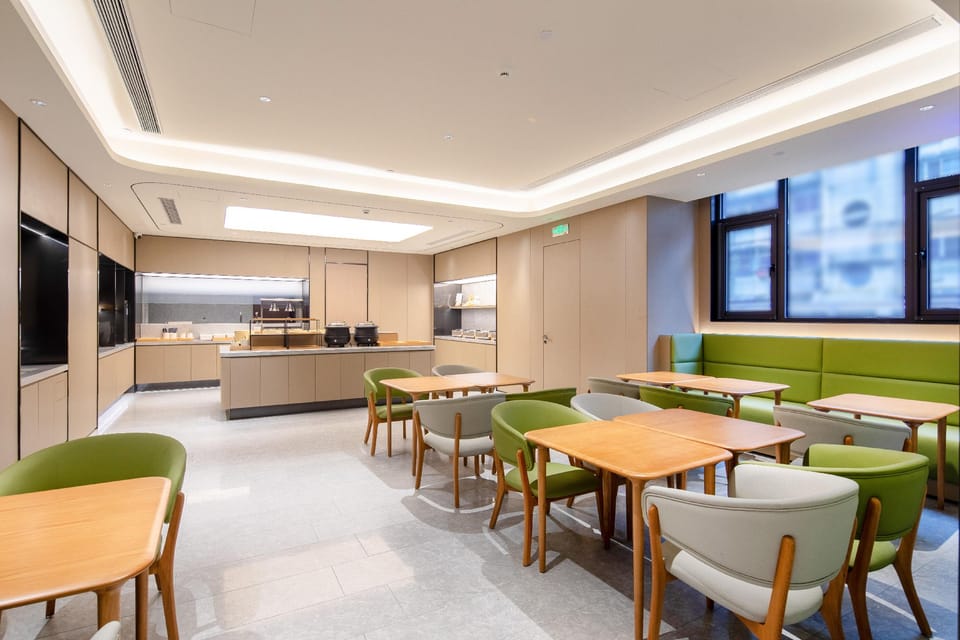 Ji Hotel Nanjing Longjiang New City Plaza Hotel in Nanjing