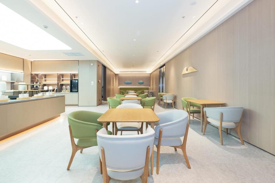 Ji Hotel Shanghai Caohejing Hongcao Road Hotel in Shanghai