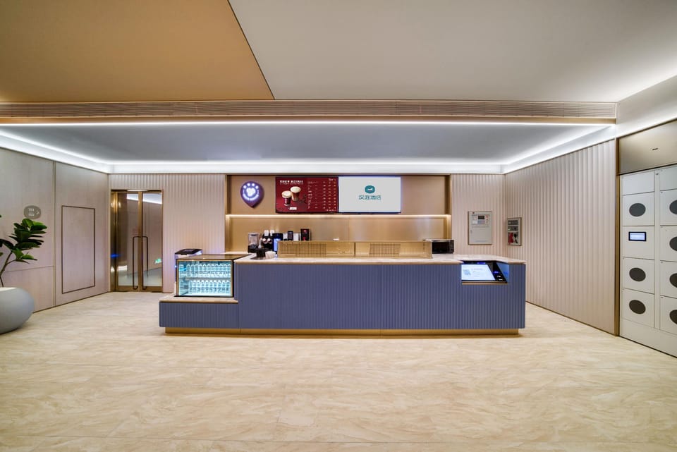 Hanting Hotel Hangzhou Tonglu East Station Jiangnan Town Hotel in Hangzhou