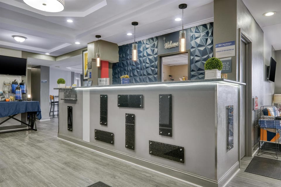 Best Western The Inn at Rochester Airport Hotel in Brighton