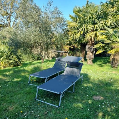 Maison au calme avec jardin exotique pour 7 personnes Hotel in Centre-Val de Loire