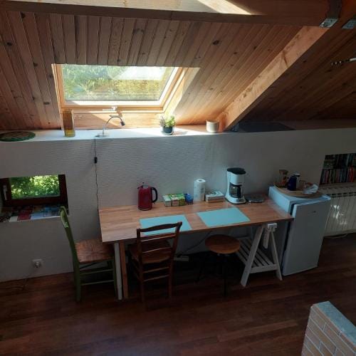 Maison au calme avec jardin exotique pour 7 personnes Hotel in Centre-Val de Loire