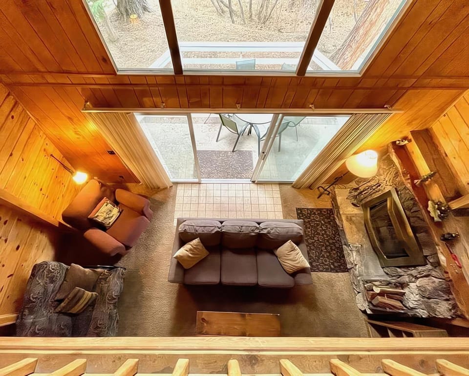 Pine Knot Guest Ranch Hotel in Big Bear