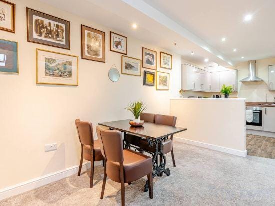 Cosy Modern Flat, Cockermouth, Sleeps 4 Hotel in Allerdale District