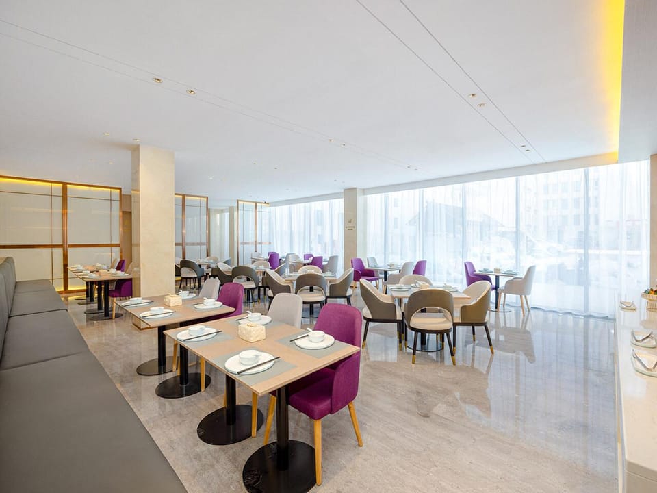 Lavande Hotel Tianjin Wuqing Jingqing Automobile Industrial Park Hotel in Tianjin