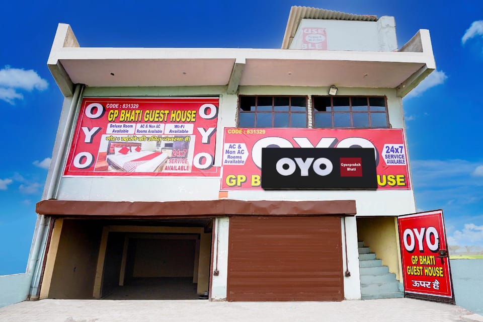 SPOT ON GP BHATI GUEST HOUSE Hotel in Uttar Pradesh