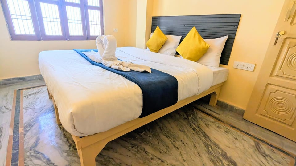 Ganga kashti Resort in Varanasi