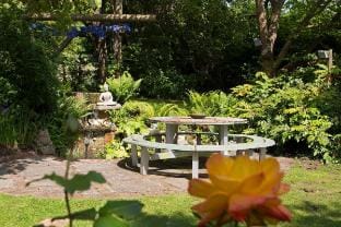 St Anne's Secret Hideaway Luxury tent in Glastonbury