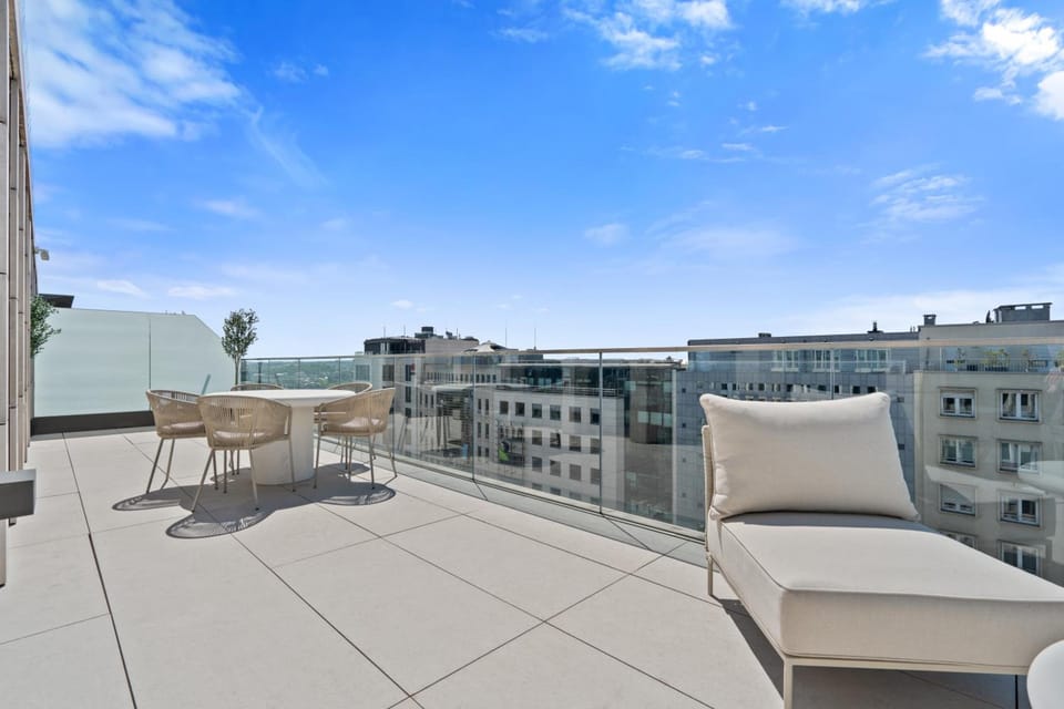 Voya Residence Zenit Royal - Luxury Apart Hotel Rooftop Views & Concierge Hotel in Luxembourg