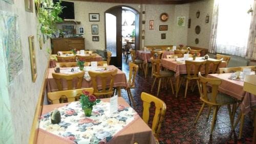 Pension Arnold Neuenburg Hotel in Baden-Württemberg