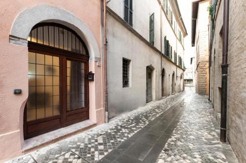 Affittacamere Fina Hotel in Foligno