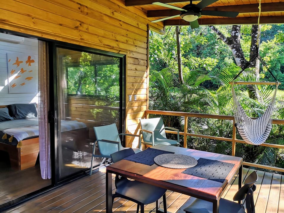 Thoas Lodge Hotel in Puntarenas Province