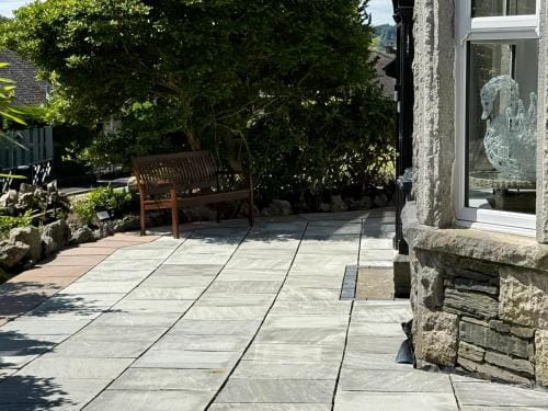 King-bed En-suite Hotel in Windermere