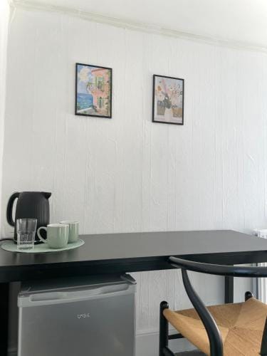 Cosy Double rooms a stones throw from Wembley Stadium Hotel in Wembley