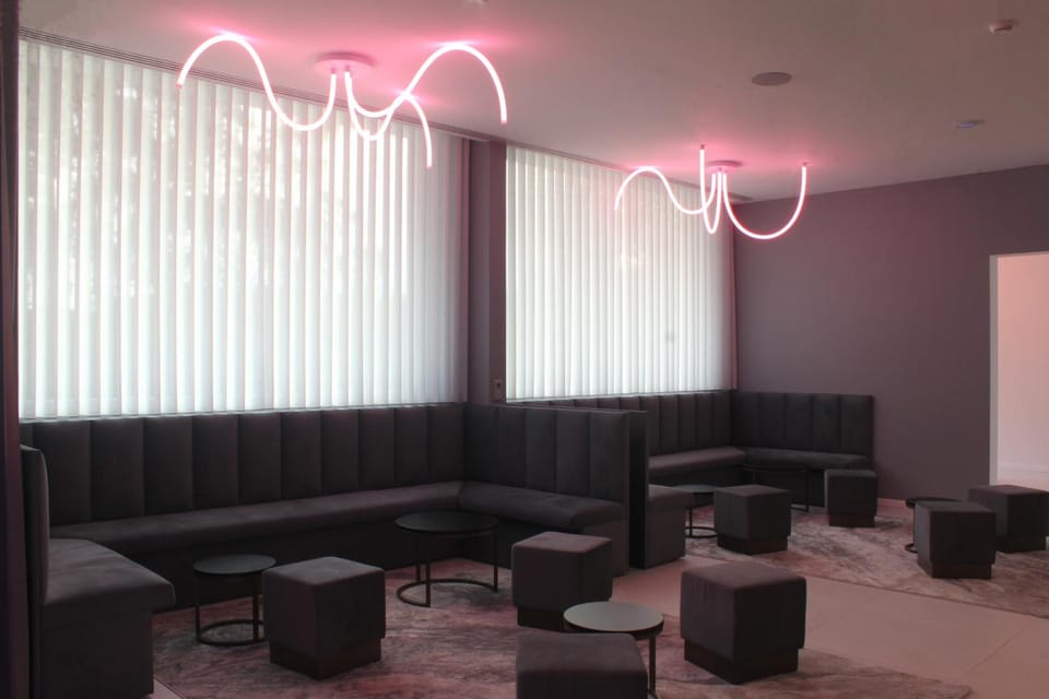 Bar/lounge