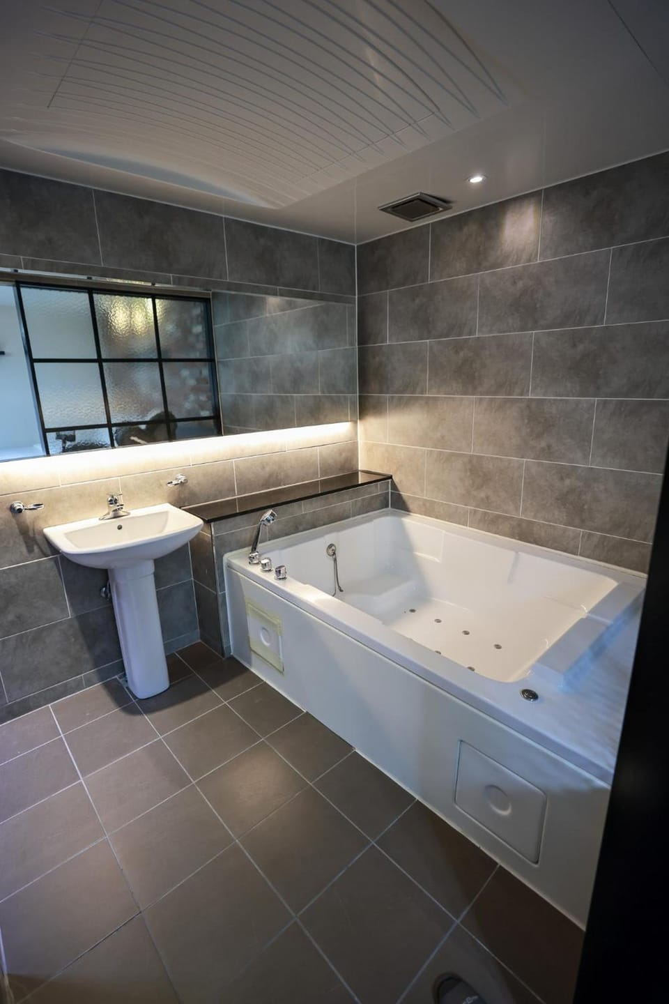 Hotel Kkuljam Stay Hotel in South Korea
