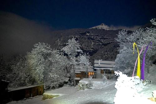 Consulat des Elohim chez Allan et Lili-Peace Hotel in Crans-Montana