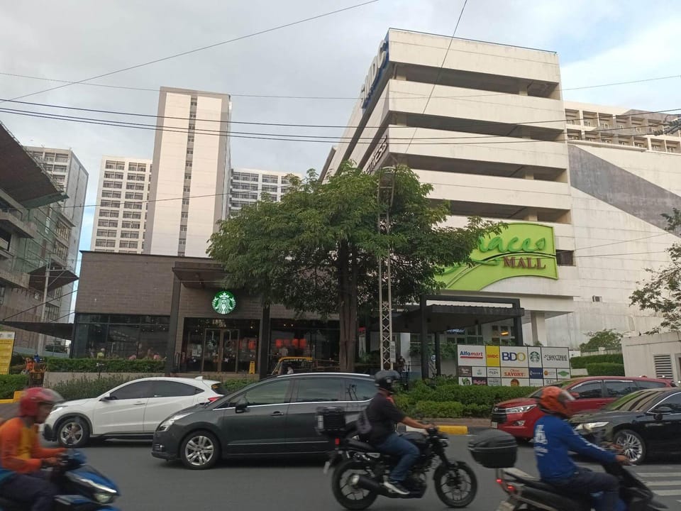 HEL CONDOTEL at SMDC GRACE RESIDENCES Hotel in Pasay