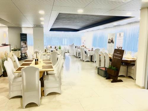 La Frontiera Hotel & Eventlocation - idyllisch, nah' der Schweiz - zum Rheinfall bei Schaffhausen Hotel in Schaffhausen, Switzerland