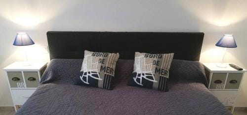 Chambres 2-3 pers a 600m de la plage de Kerhillio - Erdeven plage Hotel in Brittany