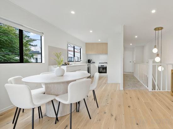 3Br Villa Near CBD & One Tree Hill Hotel in Auckland